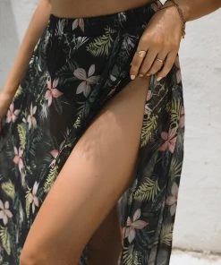 CUPSHE Heloise Maxi Tropical Print Cover Up