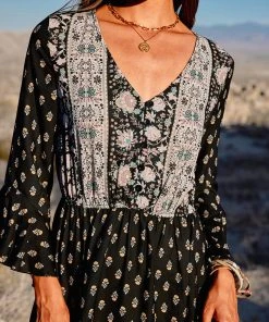 CUPSHE Dresses Palmer V-neck Dolman Sleeve Maxi Dress