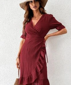 CUPSHE Remington Bubble Sleeve V-neck X-slim Dress