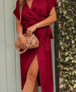 CUPSHE Dores Short Sleeve V-neck Ruching Dress Dresses