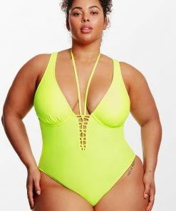 CUPSHE Love Los Angeles Strappy Plunge Plus Size One Piece Swimsuit