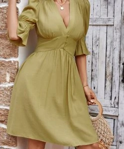 CUPSHE Dresses Cable Beach V-neck Bubble Sleeve Smocking A-Shape Dress