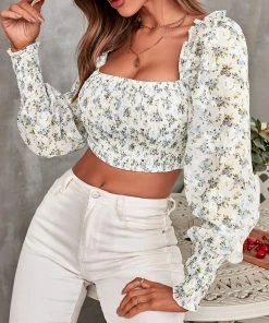 CUPSHE Madalynn Square Neck Puff Sleeve Crop Top Beach Shirts & Tops