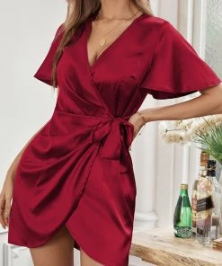 CUPSHE Dresses Dores Short Sleeve V-neck Lace Up Red Dress