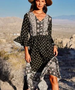 CUPSHE Dresses Palmer V-neck Dolman Sleeve Maxi Dress