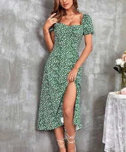 CUPSHE Thalia Square Neck Bubble Sleeve A-Shape Dress Dresses