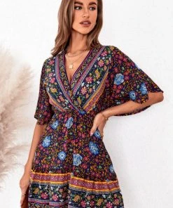 CUPSHE Dresses Gabby V-neck Tie Waist Ruffle Wrap Dress