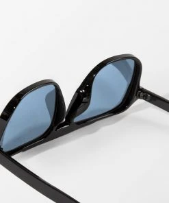 CUPSHE Fearne Square Modern Beachwear Sunglass