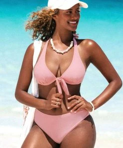 CUPSHE Bermuda Bliss Bunny Tie Pink Underwire Halter And Hipster Bikini Set