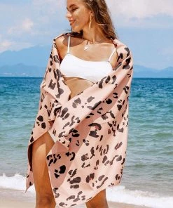 CUPSHE Accs & Clothing Wildside Leopard Beach Blanket