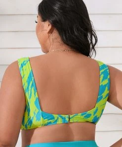 CUPSHE Art Walk Animal Strappy Front Bralette Plus Size Bikini Top