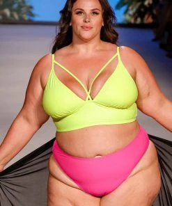 CUPSHE Love Los Angeles Strappy Midkini & High Leg Hipster Plus Size Bikini Set