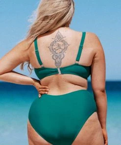 CUPSHE Emerald Crisscross Plus Size Bikini & High Waist Bottom Set