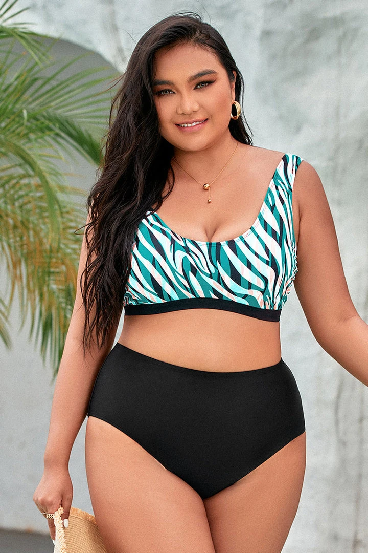 CUPSHE Amiyah Zebra Print Cut Out Plus Size Bikini Top