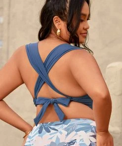 CUPSHE Kirstin Twist Front Plus Size Bikini Top