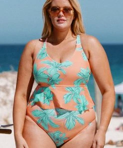 CUPSHE Blooming Flowers Mid Rise Tummy Control Plus Size Bikini Bottom