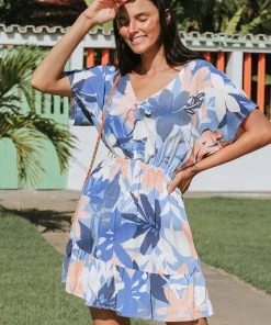 CUPSHE Madilynn V-neck Short Sleeves Short Dress Dresses