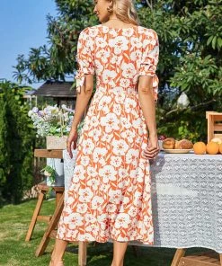 CUPSHE Kayley V-neck Tie Fitted Waisted Bubble Sleeve A-Shape Dress