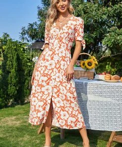 CUPSHE Kayley V-neck Tie Fitted Waisted Bubble Sleeve A-Shape Dress