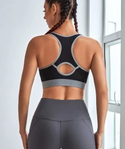 CUPSHE Accs & Clothing Creekside U-neck Front Zipper Cut Out Sports Bra