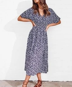 CUPSHE Palizzi Short Sleeve V-neck Ruching Dress Dresses