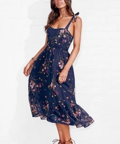 CUPSHE Hermine Smocking Ruching Chiffon A-shape Dress Dresses