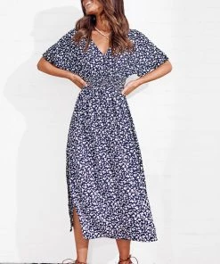 CUPSHE Palizzi Short Sleeve V-neck Ruching Dress Dresses