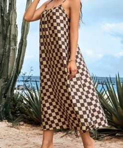 CUPSHE Jazmyne Checkered Backless Slip Dress Dresses