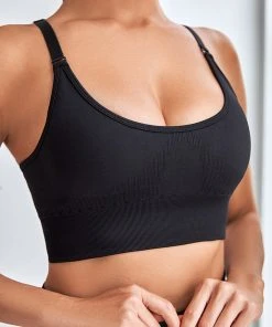CUPSHE Blythe Black U-neck Medium Support Sports Bra Accs & Clothing